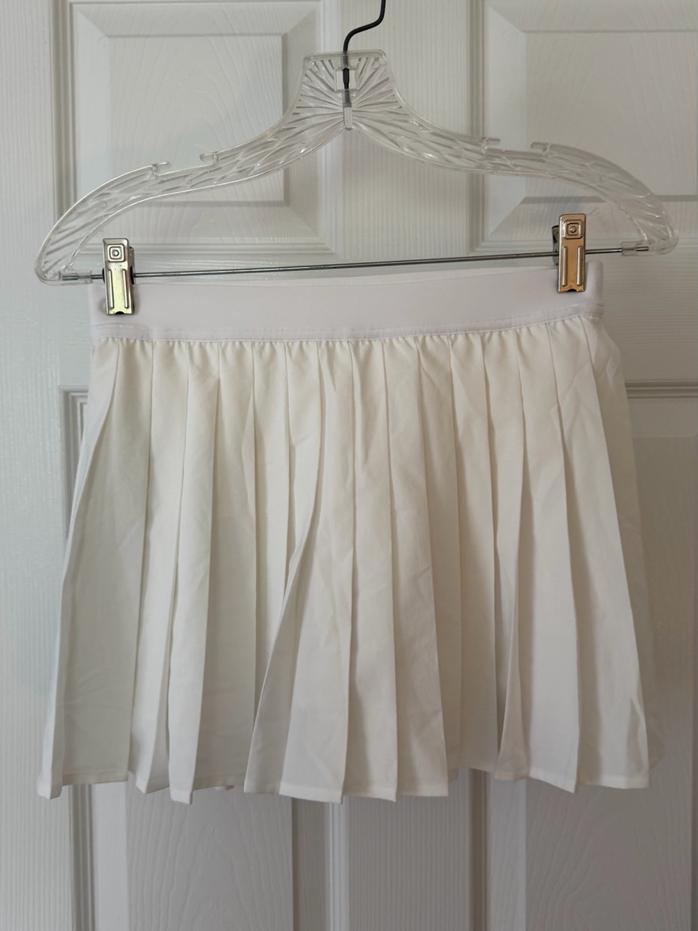 lululemon athletica White Pleated Mini Skirt